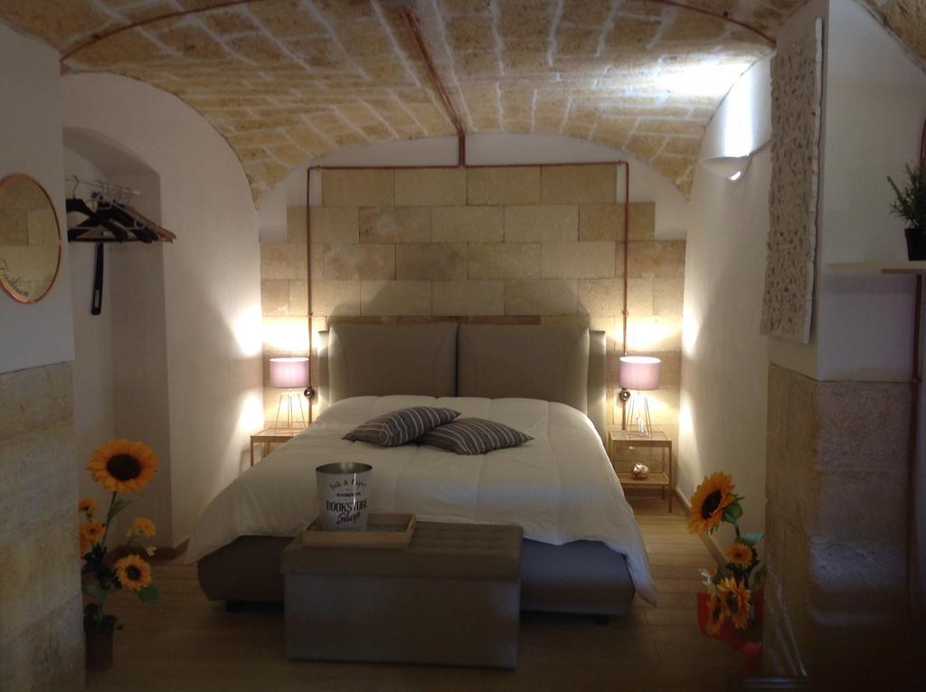 Loft Piccinni Nel Cuore Di Bari Exterior photo